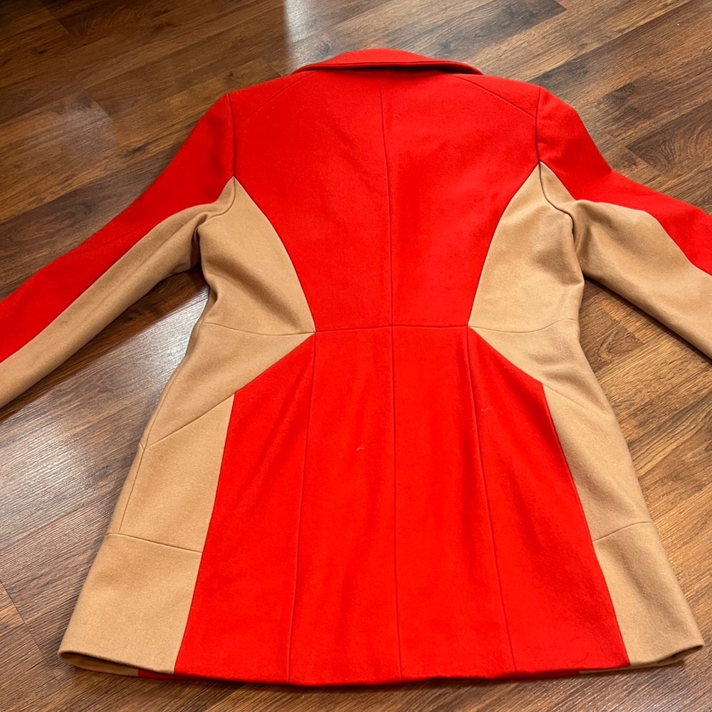 NWT - Calvin Klein Vibrant Red and Tan Trench Coat - Picture 10 of 12